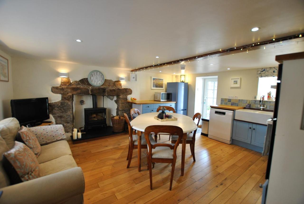 Woods Neuk-Stunning Character Cottage East Neuk พิทเทนวีม ภายนอก รูปภาพ