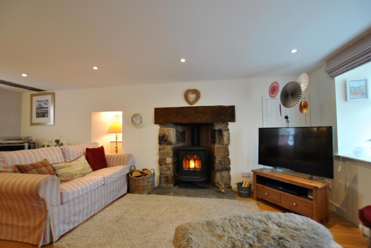 Woods Neuk-Stunning Character Cottage East Neuk พิทเทนวีม ภายนอก รูปภาพ